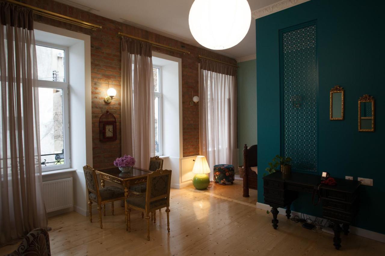 House By The Opera Apartment Tbilisi Luaran gambar